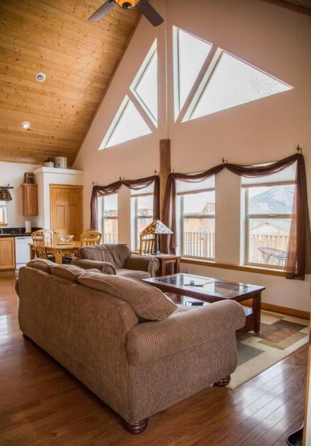 Old Man Mountain, Spacious With Loft Great For Families, Dogs Allowed Hébergement de vacances