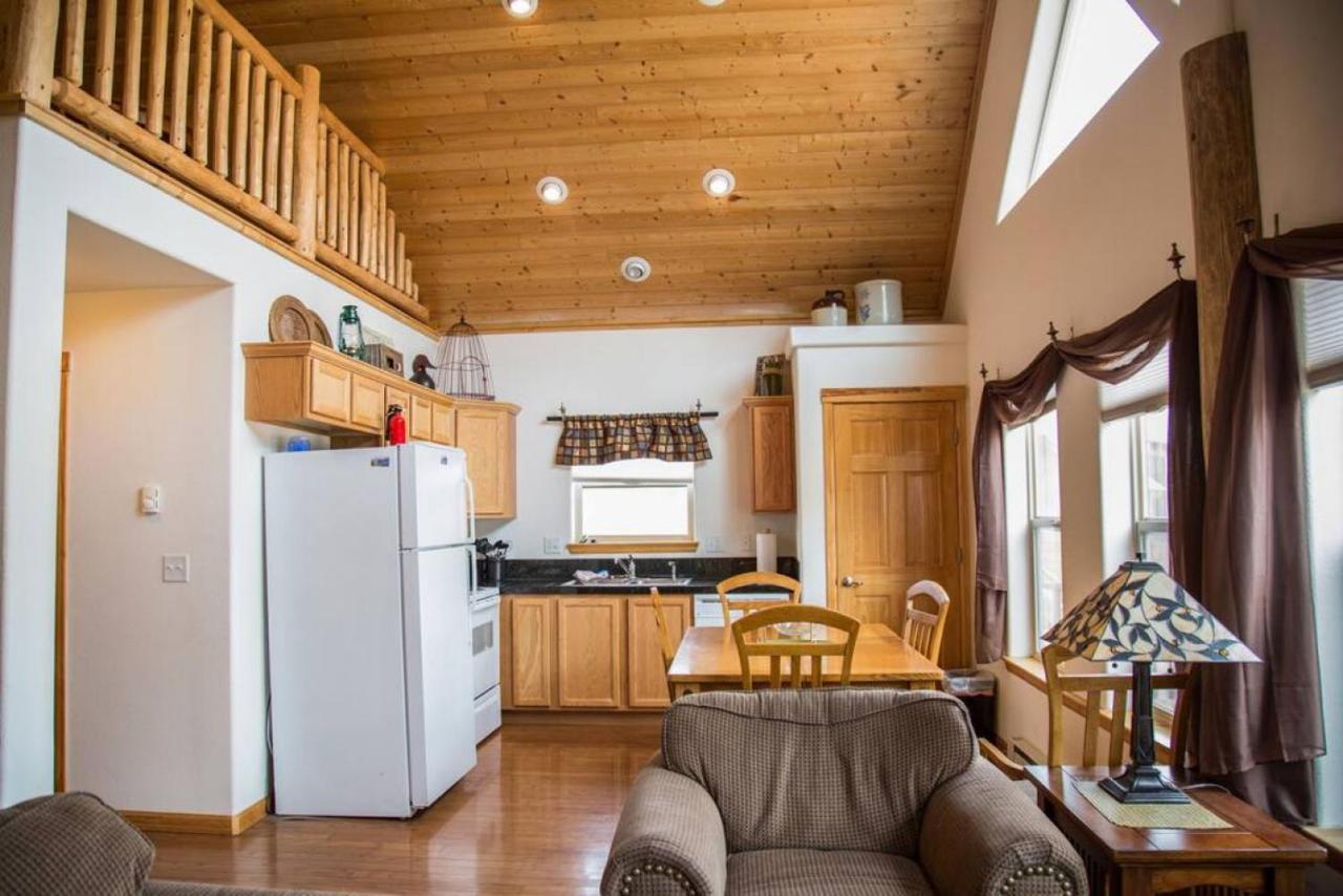Hébergement de vacances Old Man Mountain, Spacious With Loft Great For Families, Dogs Allowed *